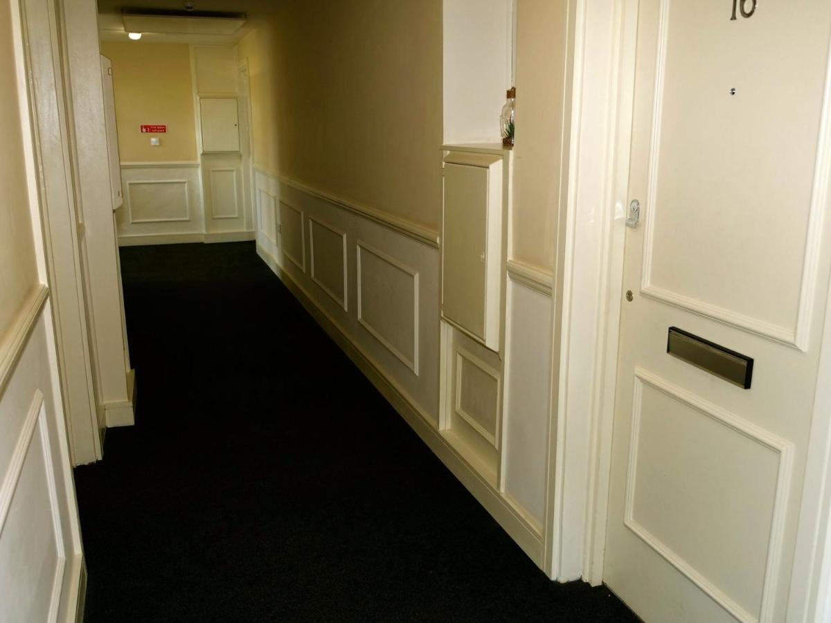 Ultra Deluxe Versace Apartment Near Sheffield Full Sky Tv 로더럼 외부 사진